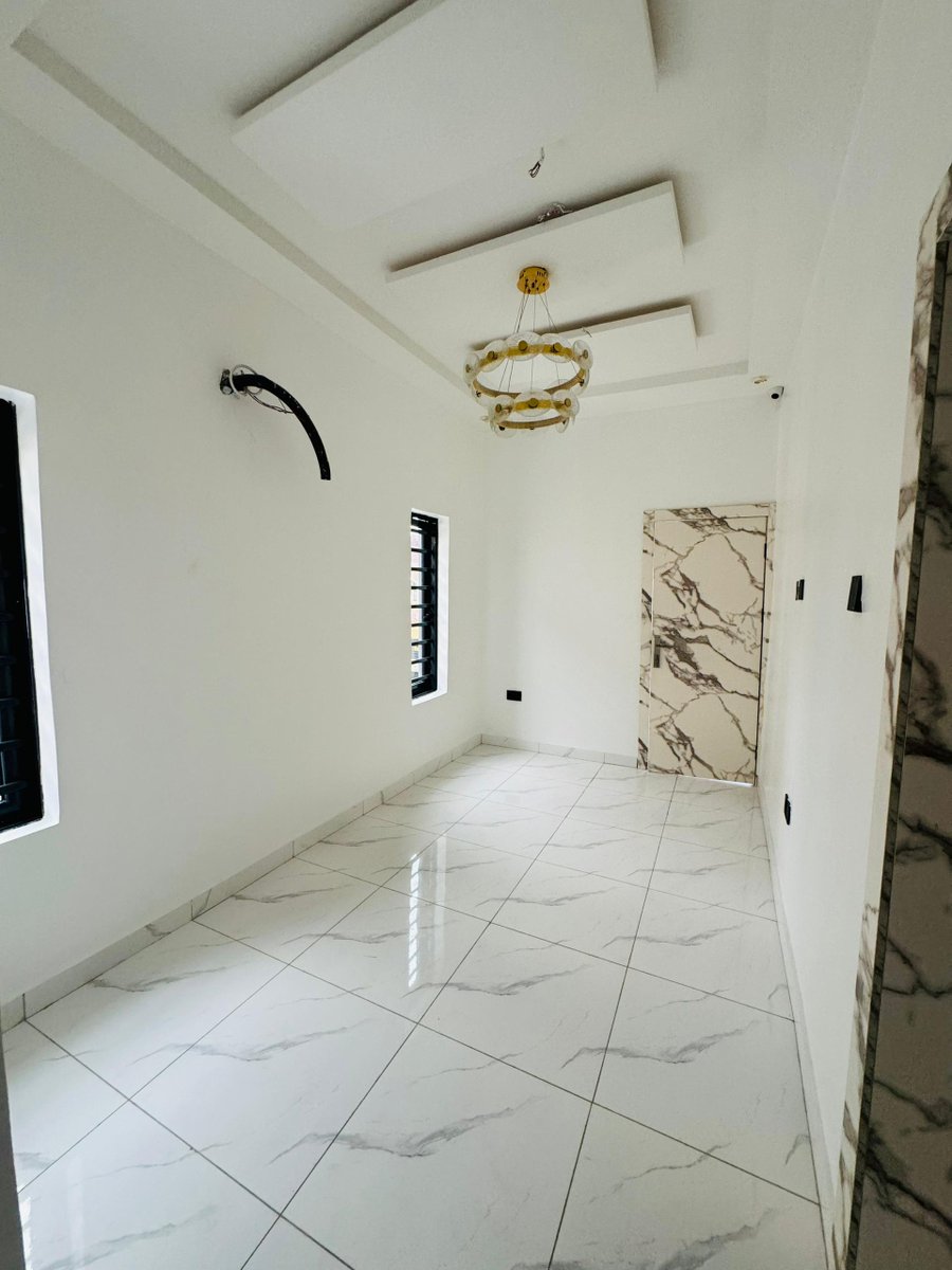 NimbleCasa's tweet photo. You don't need to break the bank to invest in a property🔥
This NEWLY BUILT 4 BEDROOM FULLY DETACHED DUPLEX is currently on the market for 180 Million Naira ONLY.

📍AbuleEgba, Lagos
Title: Certificate Of Occupancy

For Property viewing/Inspection
Call: +2349168584819

#lagosprop https://t.co/3NpbzcEyhV
