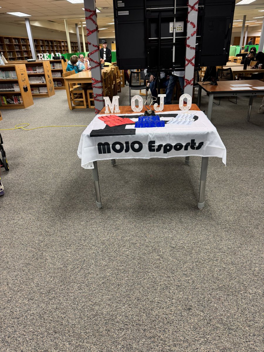 ECISD_T2L's tweet photo. Let the Games Begin! Permian High School hosted our first Esports tournament! PHS won 1st in overall team scores. NTO &amp; OHS had students that placed in Mario Kart, Rocket League. NTO won 9 out of 10 games to place 1st in Fortnite! @EctorCountyISD @drliliananez https://t.co/3M2SJKX7kN