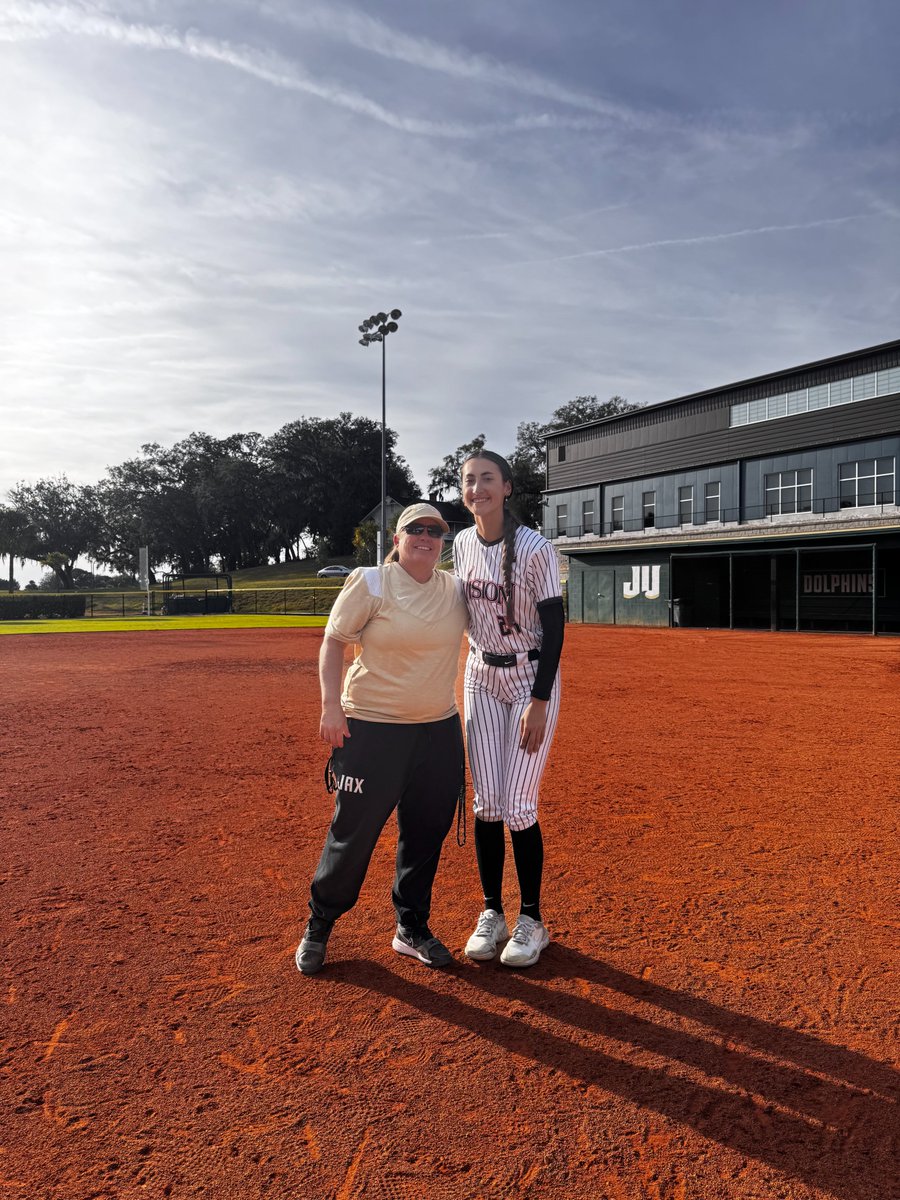 OliviaCombs2026's tweet photo. Thank you @JAX_Softball for a great camp  yesterday! @JAX_CoachE  @jakesidwell29  and @blakely_cheek thank you for all the drills and feedback! Enjoyed the campus visit the next day too!

@VisionElite18u @FastpitchVision @bhs_tiger https://t.co/R652FVXkwG
