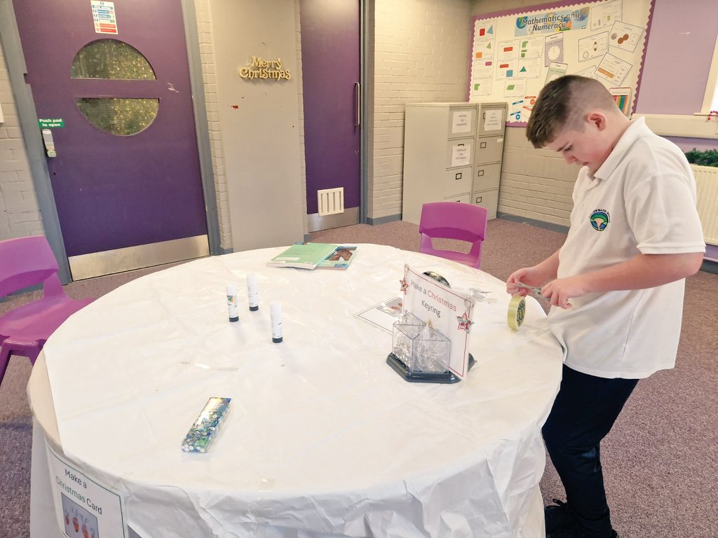 WeAspireNLC's tweet photo. Fab Friday Nominations already for BGE G1 helping down at Outreach to prep for this week's We Aspire Winter Wonderland. @@nlcinclusion @PatriciaMcGlin2 @nlcpeople #WillowbankCampus #AmazingThingsHappenHere https://t.co/kPlAzECW1J