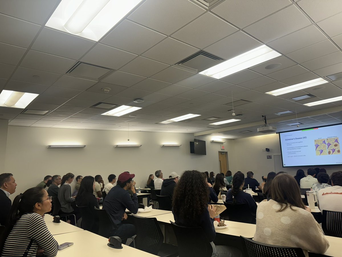NeuroMDAUTH's tweet photo. Today, our first years presented to us on their rotation projects in their respective neuro labs 🔬🧠Exciting to see all the progress and development our students accomplished in a few short months - congratulations, we’re very proud of you! 👏🏼 https://t.co/yTDGIgaLzz