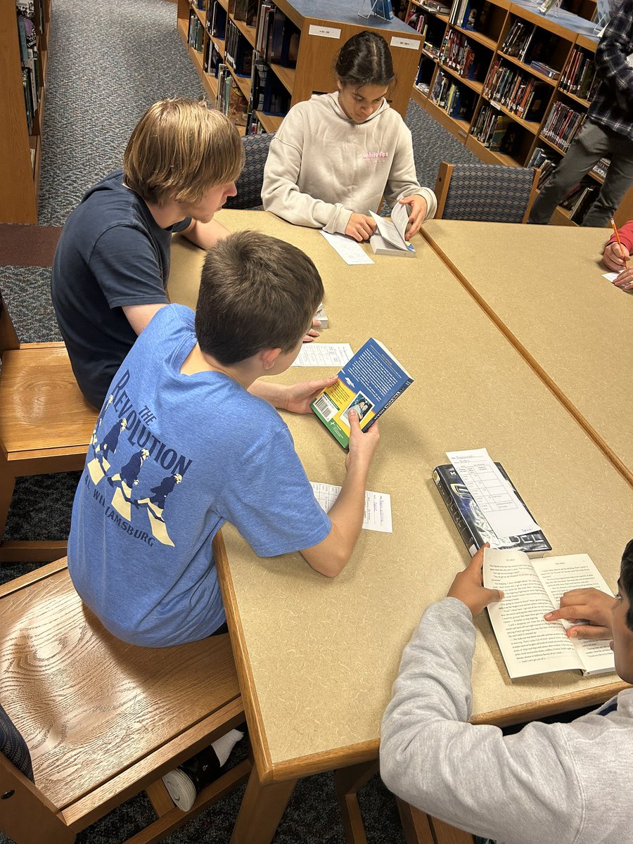 .<a href="/MrsMindham/">SMindham</a>’s classes are jumping into contemporary memoir book clubs to close out the semester. Thank you for the materials for this, <a href="/CarmelEdFdn/">Carmel Education Foundation</a>! #CEFGrant