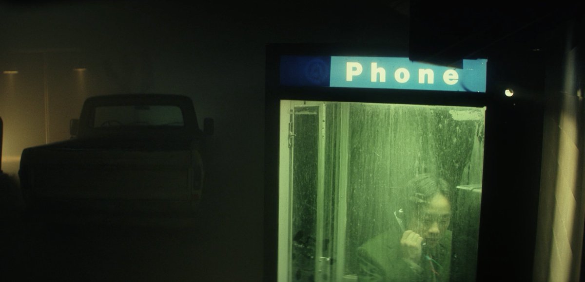 oh they had some REALLY talented people working on interior chinatown…. this is GORGEOUS i love COLOR and LIGHTING and COMPOSITION