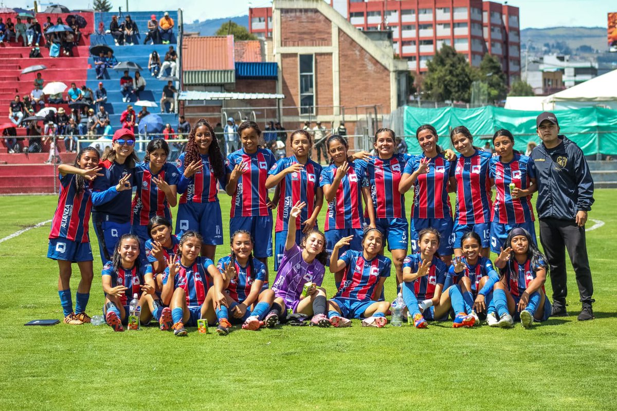 ¡RESULTADOS DEL QUITEÑAS FC EN LAS LIGAS DE DESARROLLO!

El cuadro capitalino inicio con empate y victoria en las categorías Sub14 y Sub16 respectivamente, en las #LigaDesarrolloFEFConmebolEvolucion🏆.

➡️ Sub14: 🆚 DP7 Sport (0x0)
➡️ Sub16: 🆚 Super Chaca Girls (4x0)