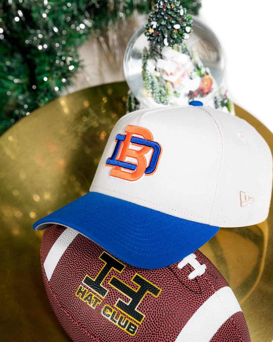 HAT CLUB tweet media