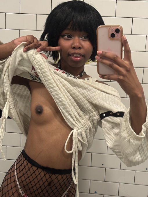 Hiiiii <3 https://t.co/ChntyOUjPF