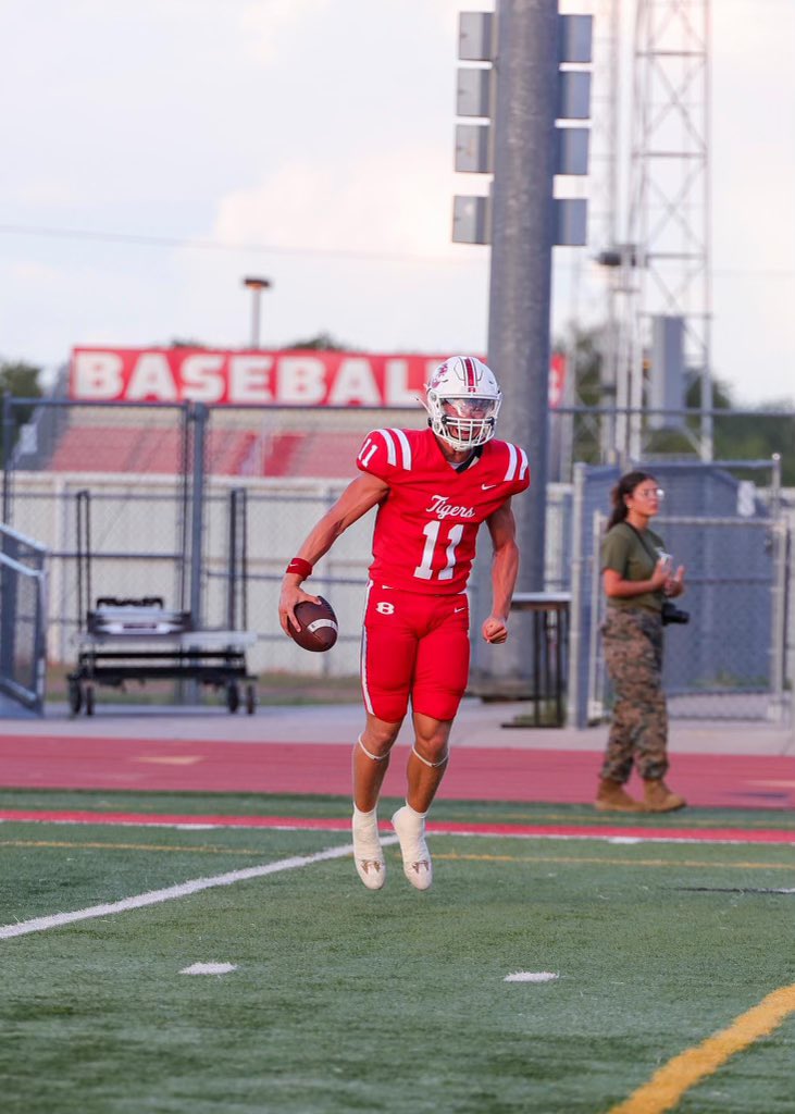 COLLEGE COACHES:

Athlete: Keegan Sherwood
 
Position: Safety/LB (Played some RB as well)

HT/WT: 6’0 185Lb.

Stats: 81 Tackles, 4TFLs, 2 Int, 1 Sack, 2 blocked FGs, 6 BLOCKED PUNTS!

25 car. For 142 yards &amp; 4TDs. 

SMART &amp; VERSATILE athlete who needs a home. DM me for more info.