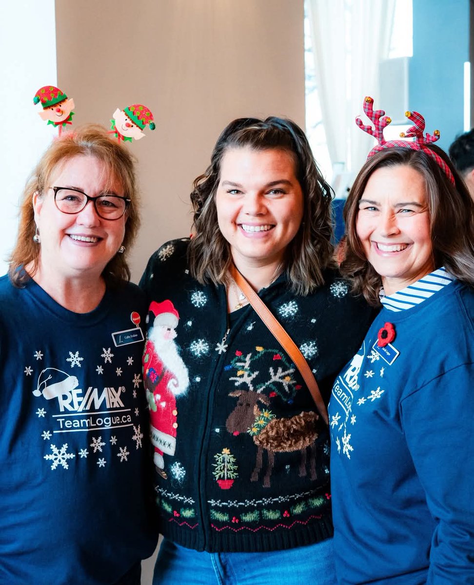 CathyEReMax's tweet photo. 🎄🤩 Here are some more snapshots from our fun Kid's Holiday Party! If you were there, let us know your favourite part of the day below!

#teamlogue #remax #realestate #holidayparty #cathyerskine https://t.co/tUt8WwKh0g