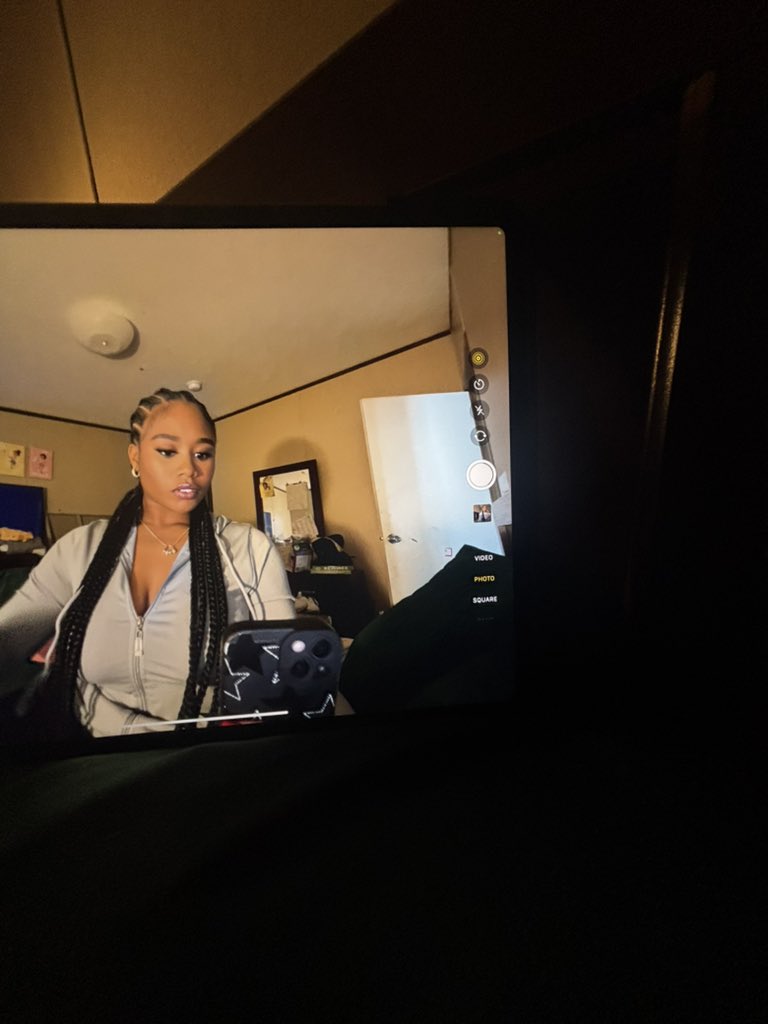 miyah tweet media