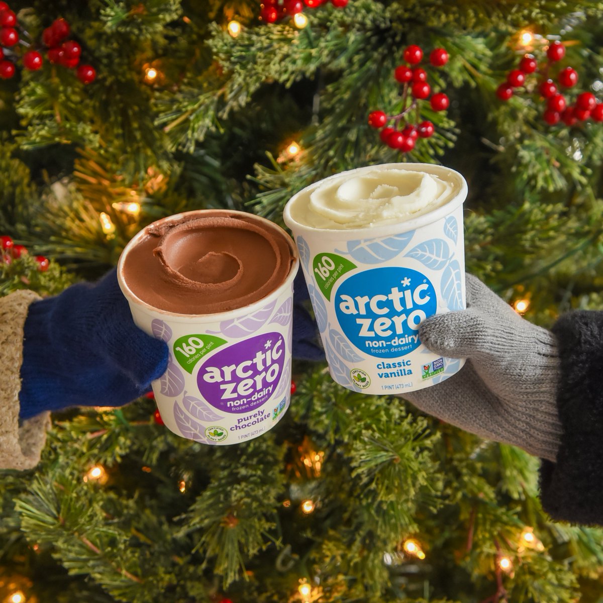 MyArcticZero's tweet photo. Mittens or no mittens… CHEERS to a delish vegan ice cream!
.
.
.
#arcticzero #NationalIceCreamDay #plantbased #veganicecream #lowcalorie #dairyfreeicecream https://t.co/YBUVrseOjZ