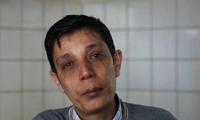 KareemRifai's tweet photo. Mazen Hamada, the famous Syrian activist once arrested for smuggling baby formula into Damascus, has been found dead in Sednaya prison.

During one of his many detentions, he was suspended from the ceiling with chains, tortured via electric shock, and raped. https://t.co/skkc12YaGC