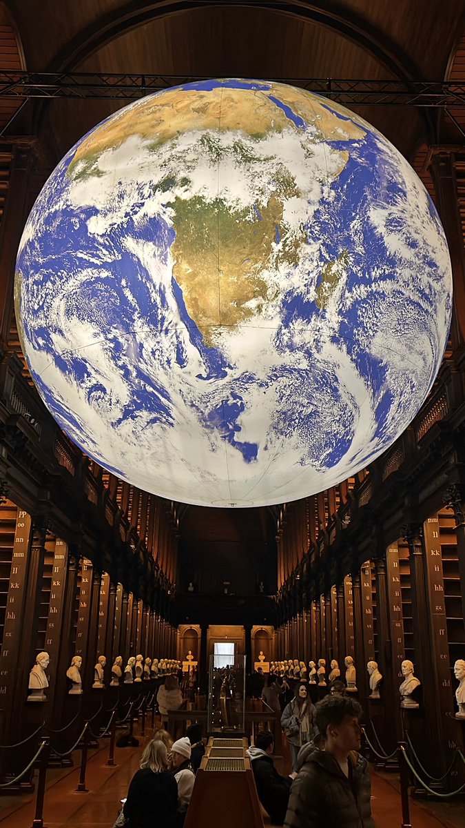 skew_design's tweet image. The Old Library of Trinity College in Dublin.

#trinitycollege #dublin #trinitycollegelibrary