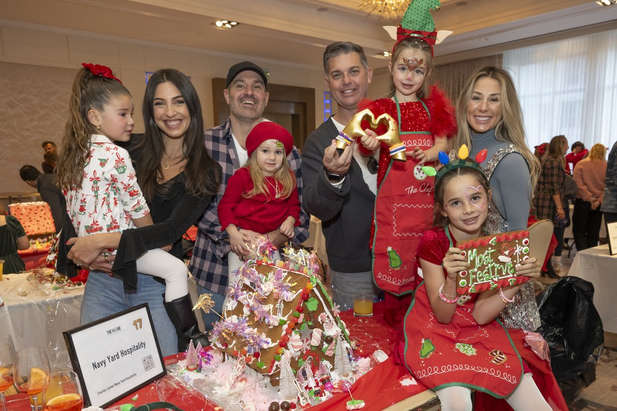 thehomeorg's tweet photo. Thank you to everyone who joined us for our 16th annual Gingerbread House Decorating Contest yesterday! More than 200 participants competed and raised over $100,000 for youth and families of The Home! https://t.co/CMsTdYdbwt