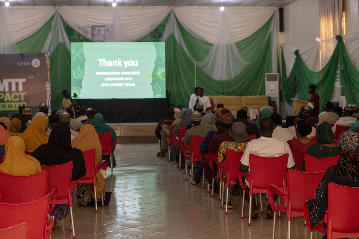Farouq_Siyi's tweet photo. 07/12/24

I was opportuned to serve as one of the three Judges in Hackathon series as part of the 3MTT Bauchi Impact Summit to mark the completion of the training course for the Cohort 2 of the program. 

#community #communityfirst https://t.co/pf5LeoVuHf