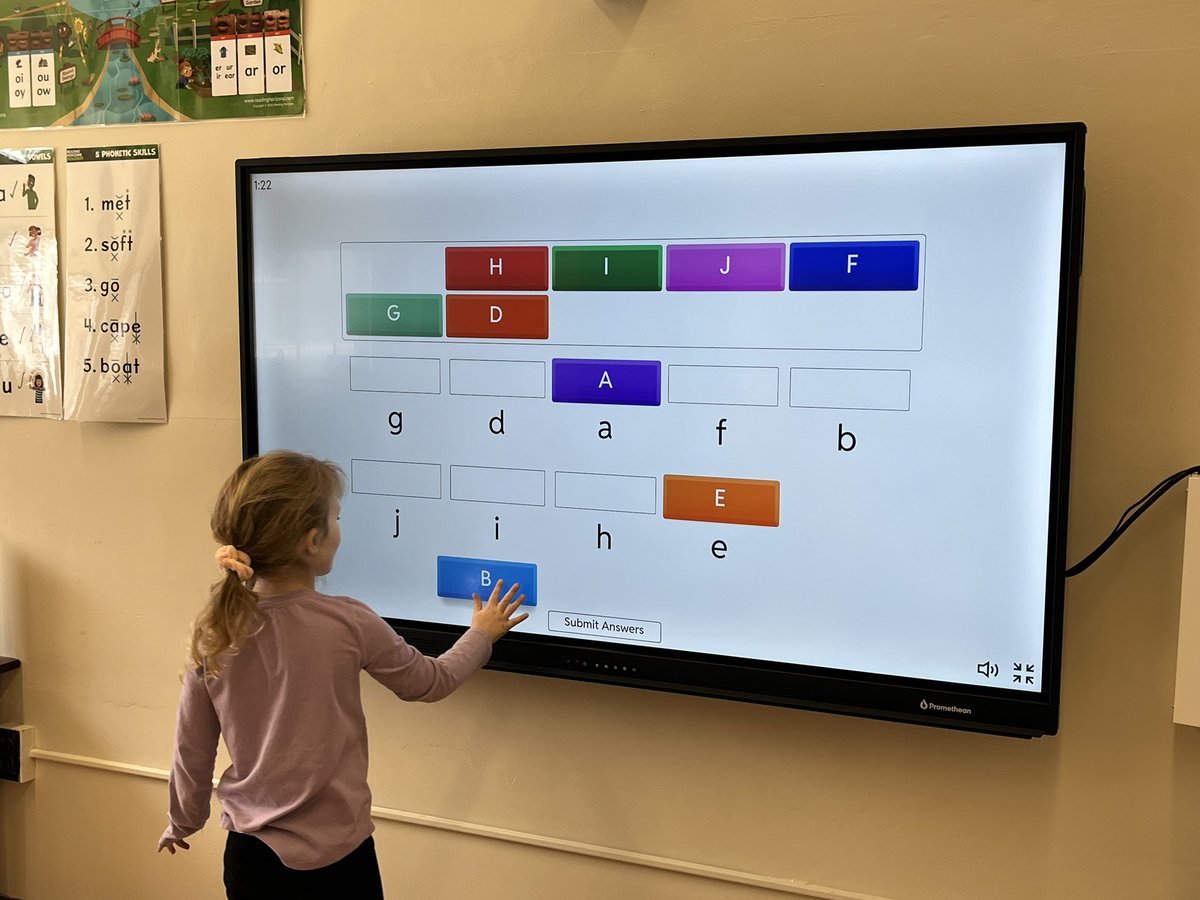 JenChap74's tweet photo. We incorporate lots of books &amp; paper/pencil tasks into our daily work in AIS reading and WIN groups, but technology also plays a role in the learning process. Our “exit ticket” is often a quick review game on the interactive board to practice the skill we learned that day. 📝 🖥️ https://t.co/H42ylxtc9f