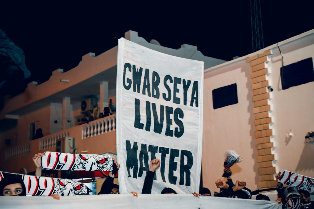 SABERAMMAR17's tweet image. A powerful message from the Ultras group Eagles 09 in Gabes (the city slated to become Tunisia’s green hydrogen hub) expressing their strong rejection of the planned green hydrogen projects. 
#GreenHydrogen #GreenExtractivism