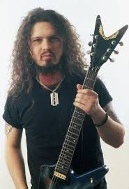 Mr71VwBus's tweet image. Damn.
20 years ago the world lost a hero. I lost a brother. ✊🏼RIP Dimes. 12-08-2004
#getchapull #itaintcandy #igottapinkbeard #srongerthanall