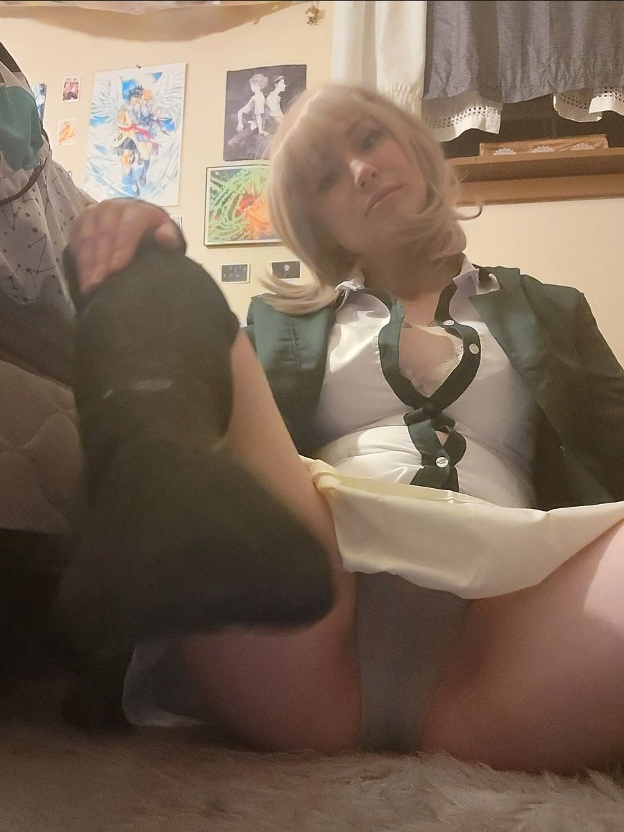 Missclairewolf's tweet photo. He loser pay pigs. $ClaireW0lf
Venmo: cw0lf_
Paypal: MissClairewolf
https://t.co/htaLjER4S0
https://t.co/S6x05AR27F
https://t.co/vJj5I7DXaf 
#findom #femdom #domme #dominatrix #egirl #onlyfans #animegirl #hentai #domina #danganronpa #cosplay #cosolayer #feet #foot #feetworshi̇p https://t.co/ZEAJvLDVB9
