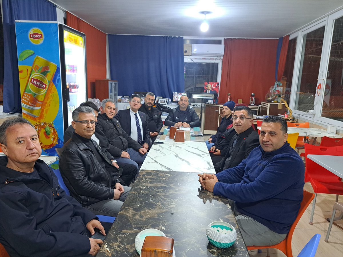 ahsendemircelik's tweet photo. ÖKSÜZ: DÖRTYOL FK’YA BAŞARILAR DİLERİM

Dörtyol Fk Kulübümüzün aylık divan toplantısına Ahsen Demir Çelik -Ramazan Öksüz misafir olarak katılım  sağladı. Dörtyol Belediye Başkanı  Bahadır Amaç’ın da katılım sağladığı toplantıda iş insanı Öksüz yaptığı açıklamada başarılar diledi https://t.co/ZoIbqisjYY