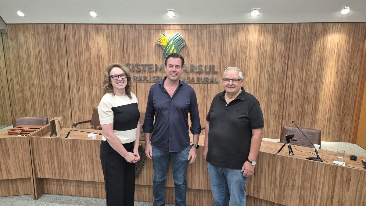 pecanicultura's tweet photo. Novos dirigentes do IBPecan tomam posse após eleição para biênio 2025/2026

Gestores acreditam que acordos internacionais em andamento proporcionarão crescimento extraordinário para o setor : https://t.co/y4trkEgc08 https://t.co/4jPDayMZdo