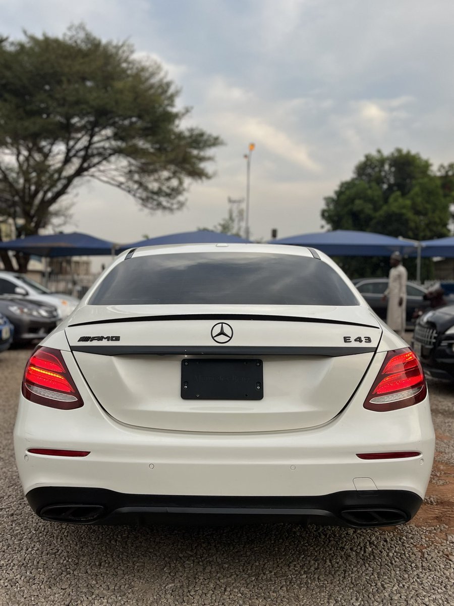 Abmoya_'s tweet photo. MERCEDES BENZ E43 AMG 2017

BUY AND FLY 🤝

DUTY FULLY PAID

📍ABUJA

WHATSAPP 08063470571 https://t.co/3qSyq1RzUb