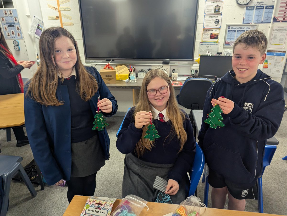 1/2 As part of the Maghull High Pledge, and following the success of our Y7 Wellbeing Afternoon last half term, last Thursday was the turn of Y8 who enjoyed a Wellbeing Afternoon full of lots activities including Just Dance, acrobatics, 'Scrap Bots', board games &amp; Xmas crafts...