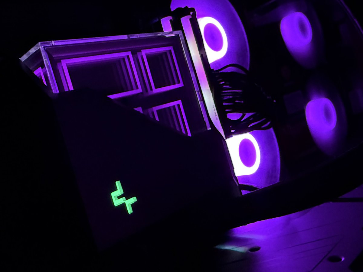 Pc-Force tweet media