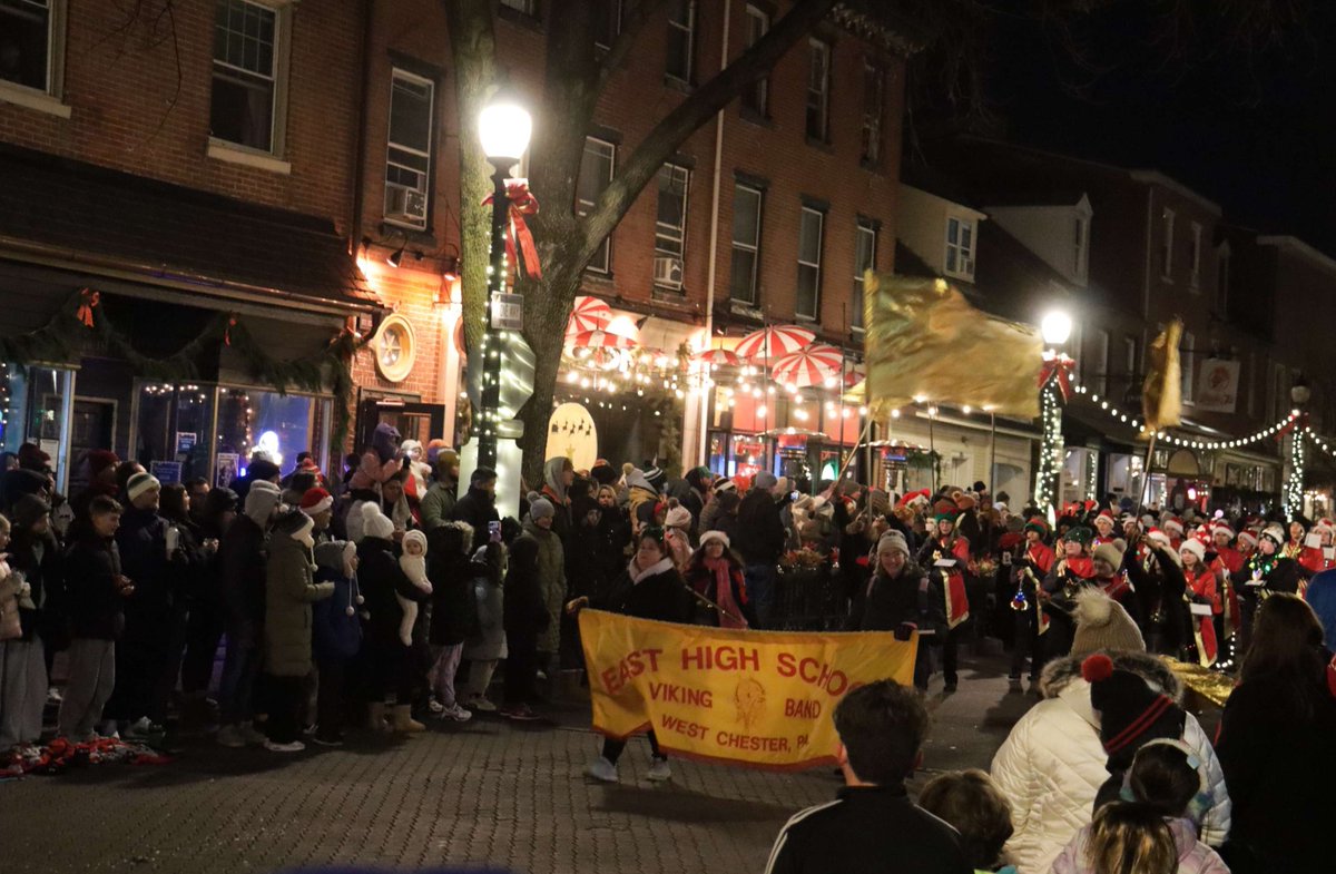 WCASD brought holiday cheer to West Chester’s Christmas Parade ✨

Highlights included amazing floats, stunning performances &amp; marching bands from all 3 high schools 🎶 Glen Acres wowed with a float &amp; student singers 🎤 &amp; Dr. Christopher joined as a parade volunteer! #WCASDWay