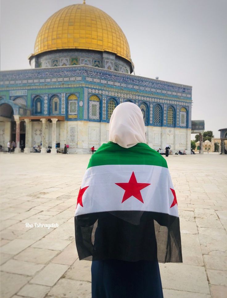 من قدسنا لدمشقكم 💚💚💚
مبارك
#دمشق 
#سوريا_الان 
#سوريا_تتحرر 
#سوريا