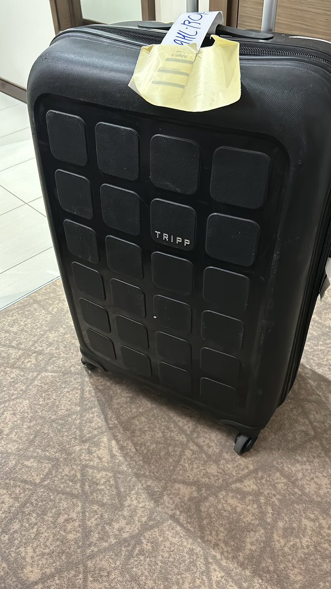rabiaazfar's tweet photo. Finally , I received my luggage! To the Pakistani Bhai who took my bag, I understand you had a similar one but you did add your own identification on the handle. Despite this, you failed to check the tag before walking away with my luggage. I lost an entire business day and endured significant mental frustration waiting 31 hours for my bag to be returned.

While I trust you are literate, it's disappointing that you didn't take the time to verify and took someone else luggage. 

@SaudiAirlinesEn, thank you for eventually delivering my bag; however, your must raise  with the airport authority as the procedure is flawed, allowing someone to take a bag without  baggage tag check. Additionally, it took 31 hours to return my luggage, and I received no apology for this inconvenience. Maybe this is norm here?