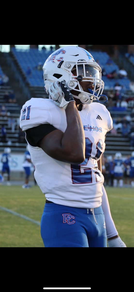 TheofficialMJ_1's tweet photo. I have officially hit the Transfer Portal 
-RB
-6’1   210lbs
- 4 years of eligibility 
- All Around Back
- D1 Experience 
- Film Below!!! https://t.co/nA0DDZp32w