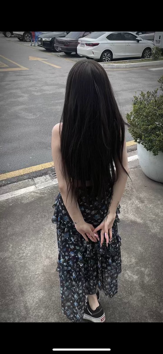 ninfogamer's tweet photo. Clean girl é o caralho https://t.co/2bhL3UqVyv