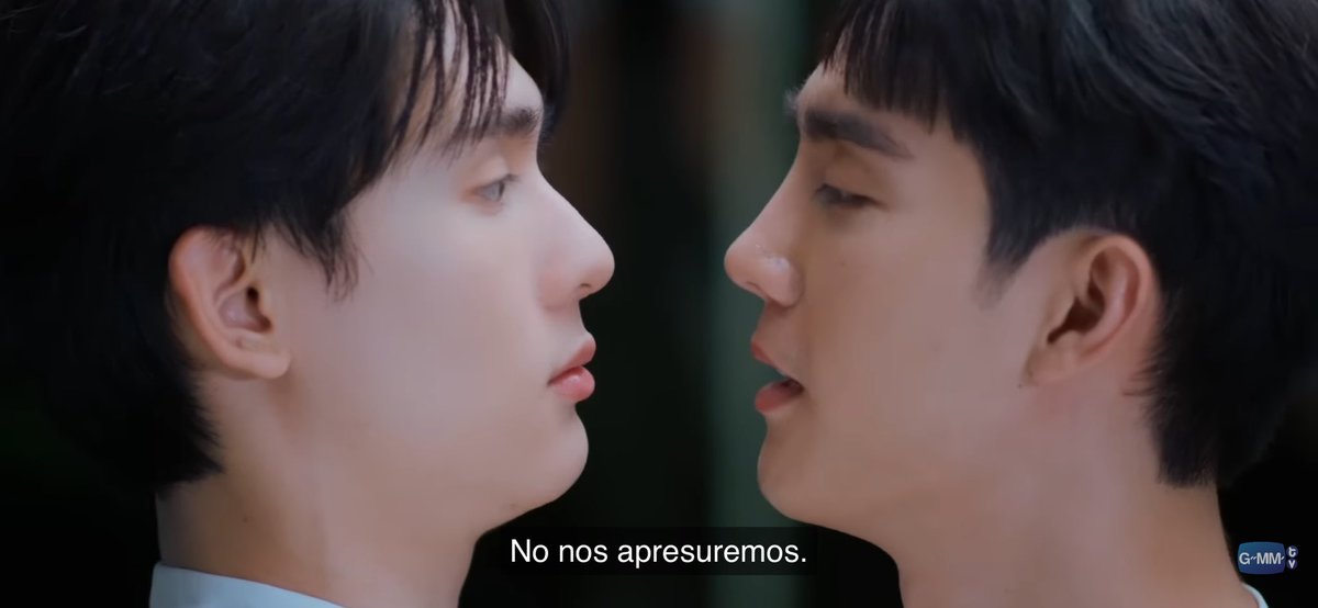 selftkit's tweet photo. “No nos apresuremos, aún estoy disfrutando esto” “Déjame seguir coqueteando un poco más “ DIOS CUANDO SERÁ MI TURNO???! 😭 😭  #Perfect10LinersEP3 ☆ https://t.co/Mnh6828HiO