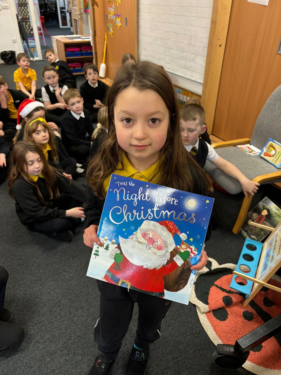 MrsGrayMPS's tweet photo. Bookvent! It’s so nice to see that Room 5 are still enjoying Bookvent without me! Can’t wait to hear all about it tomorrow. Thanks @_Miss_Gibson_ @muiredgeprimary #readingschools https://t.co/qgkLXGWey3