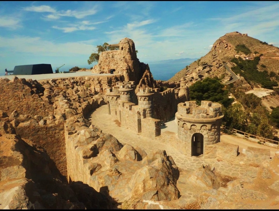 Reedusriders___'s tweet photo. @wwwbigbaldhead I open thread🧵so you can see that Cartagena Murcia is an incredible place to shoot #DarylDixon #TWDCaryl
1:Batería De Castillitos(Cartagena, Murcia)
2:Batería de Santa Ana complementaria(CartagenaMurcia
3:Roman amphitheater  century(Cartagena,Murcia) https://t.co/0vxBJuXr6q