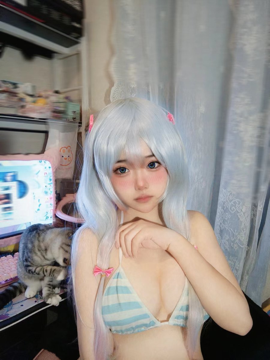 h_evck's tweet photo. #horny #nsfwtwt #cosplay #nsfw #teen
 haven't seen you for a long time https://t.co/xkhkaMMS3E