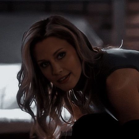 sunthingbyalec's tweet photo. charlotte king is actually the baddest bitch to ever live https://t.co/ptVCaerDbB