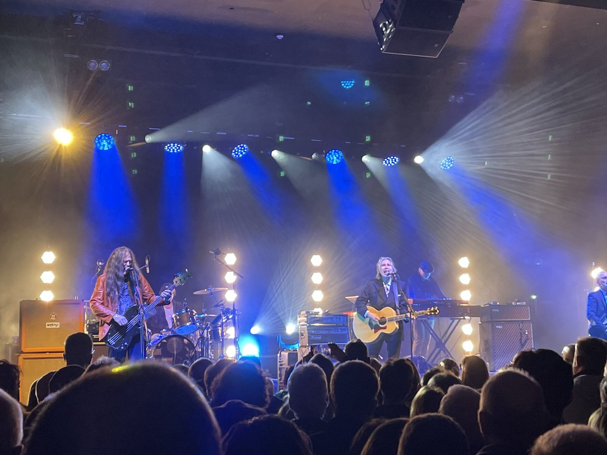 itstimhayne's tweet photo. Some 34 years on from a much less crowded @DelAmitri gig at Cardiff students uni in 1990…they’re still brilliant!
Superb night of songwriting, story telling &amp; singalong songs @O2AcademyBris 👏🏻

Need to plan the Dels next year… https://t.co/HGBagFXUuR