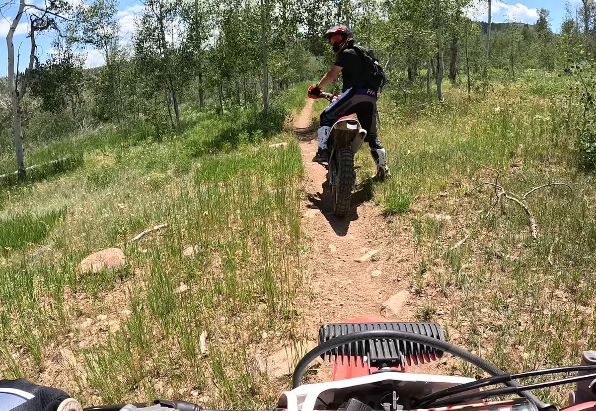 BenLA87's tweet photo. Doing a little single track https://t.co/zQ9tJvMUQV