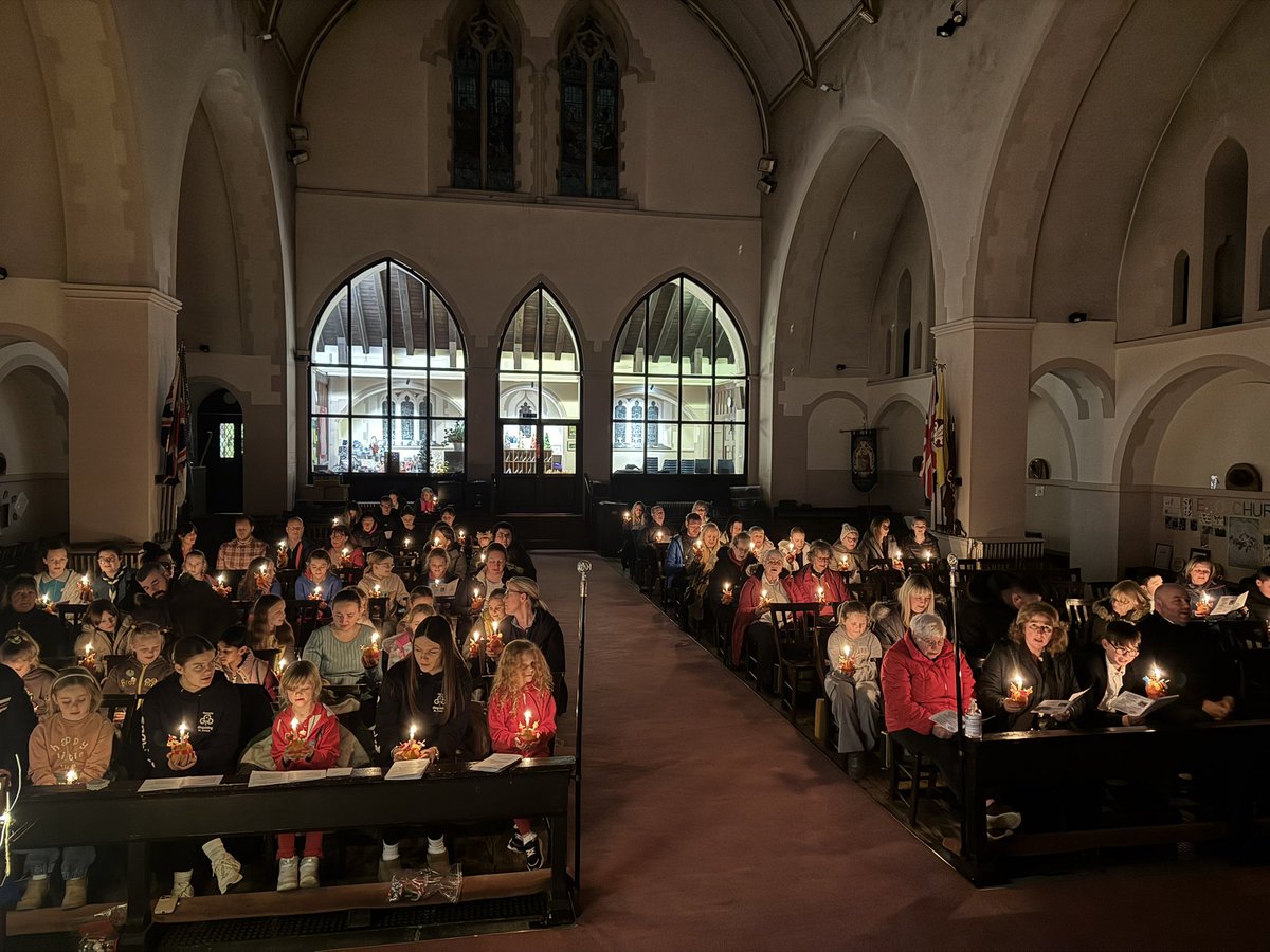 Beautiful  Christingle Service this evening, thinking about Jesus the light of the world coming to us at Christmas &amp; the light of Christ we carry in our hearts. 
Thank you to all who worshipped with us this evening &amp; for generous donations for the work of <a href="/childrensociety/">The Children's Society</a>