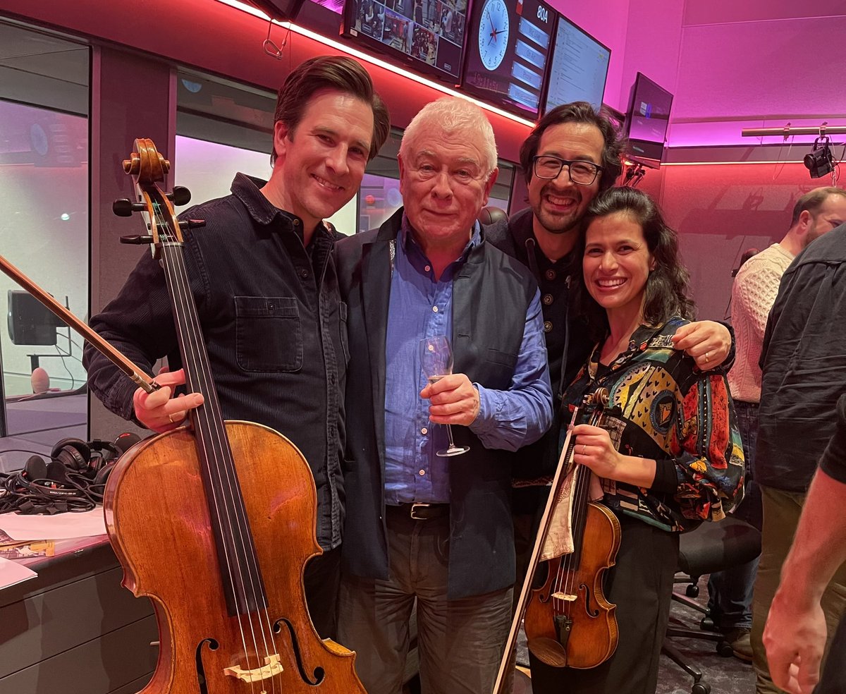 Tom Poster tweet media