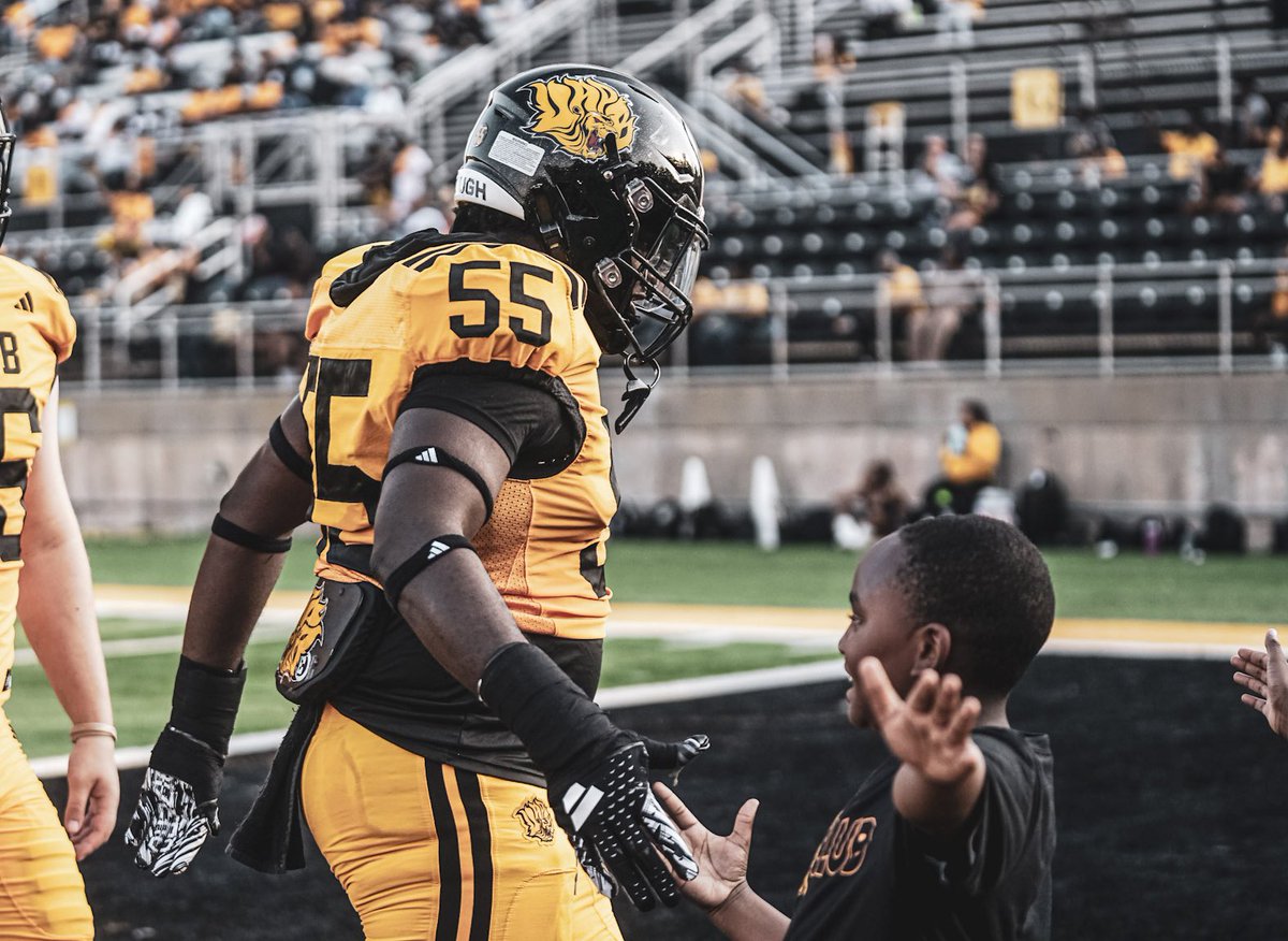 majorskavion's tweet image. Year 1 ………..⏳ coming for it all next year 💯