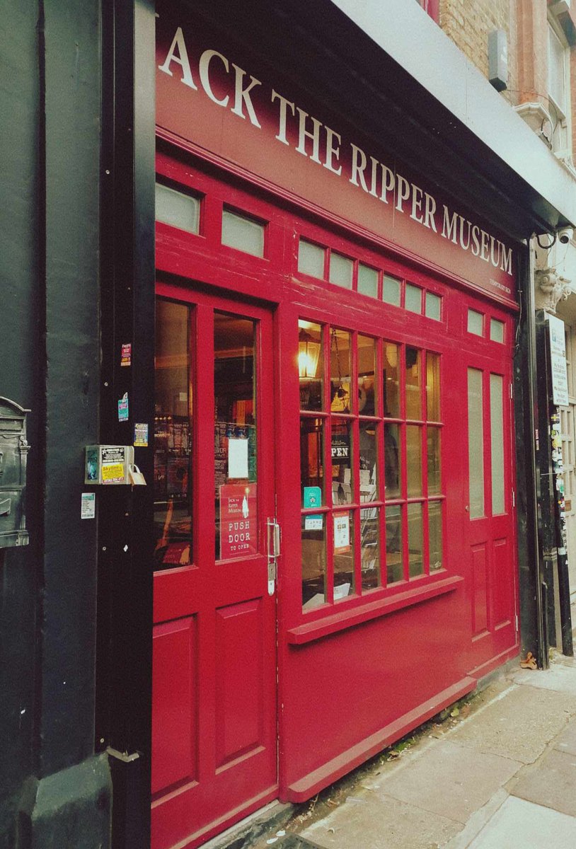 By the way, I also spent my last birthday in London and there was a terrible storm! But I visited the Jack  The Ripper Museum  Оо
