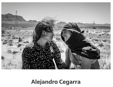 InvestigaUCAB's tweet photo. #SaludMental La Escuela de @Psicologia_Ucab te invita a #donar y sumarte a la iniciativa de 10 fotógrafos venezolanos que han decidido unirse para salvar vidas.
Con la compra de las fotografías, aportas al Programa de Prevención de Suicidio.  
#PsicoData
https://t.co/nr2BKOz7bQ https://t.co/I8CEaEbRcr