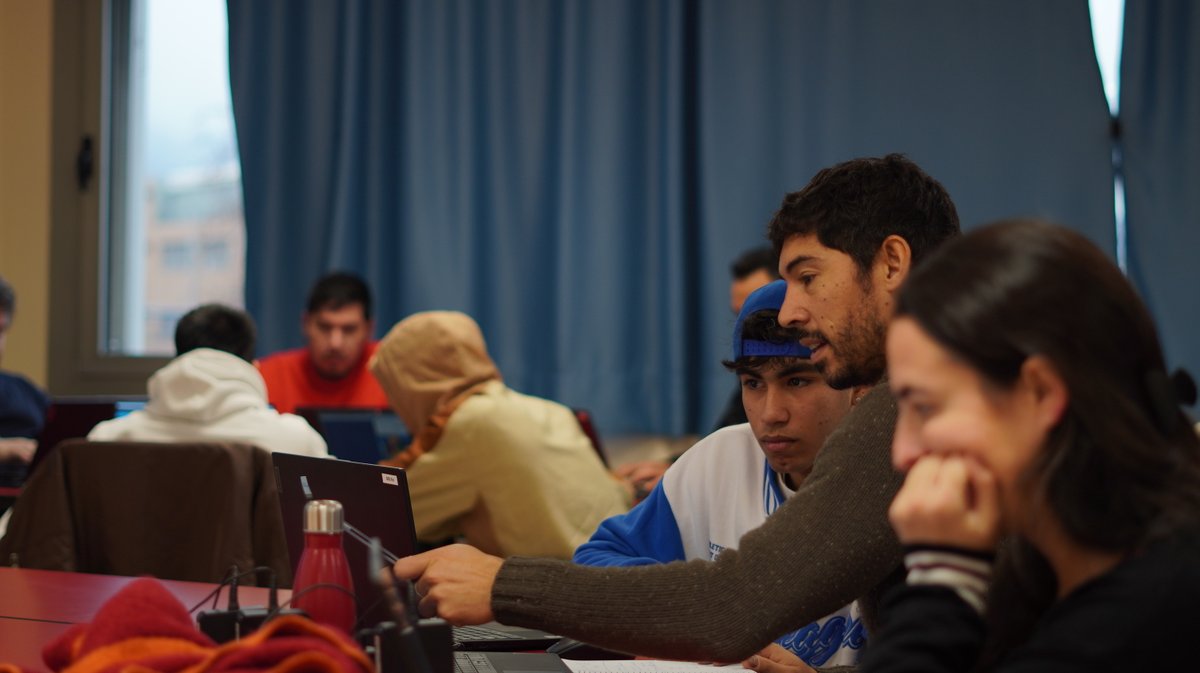 La nueva formación en Frontend está en marcha. Puedes apuntarte aquí: peñascalf5.org/frontend/index…