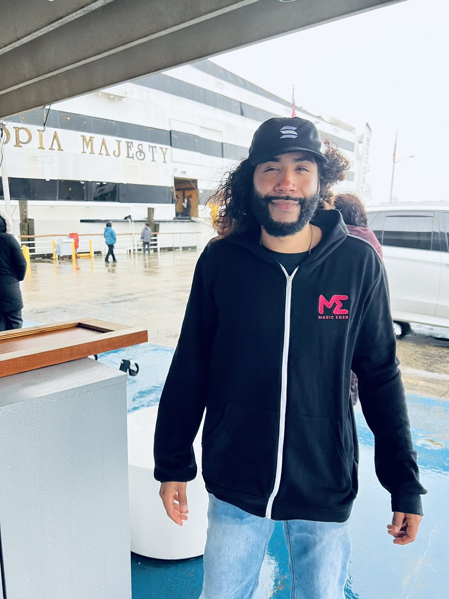 GIG 🟧 tweet media