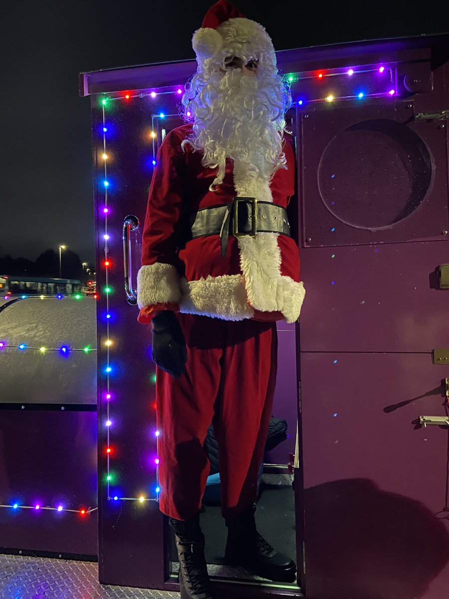 LinseyJSweet's tweet image. If you are going to get out for #whamageddon2024 it may as well be doing something good for @KeechHospice and collecting with #smileysam…@absoluteradio @daveberry_tweet @Sammy_dfusion