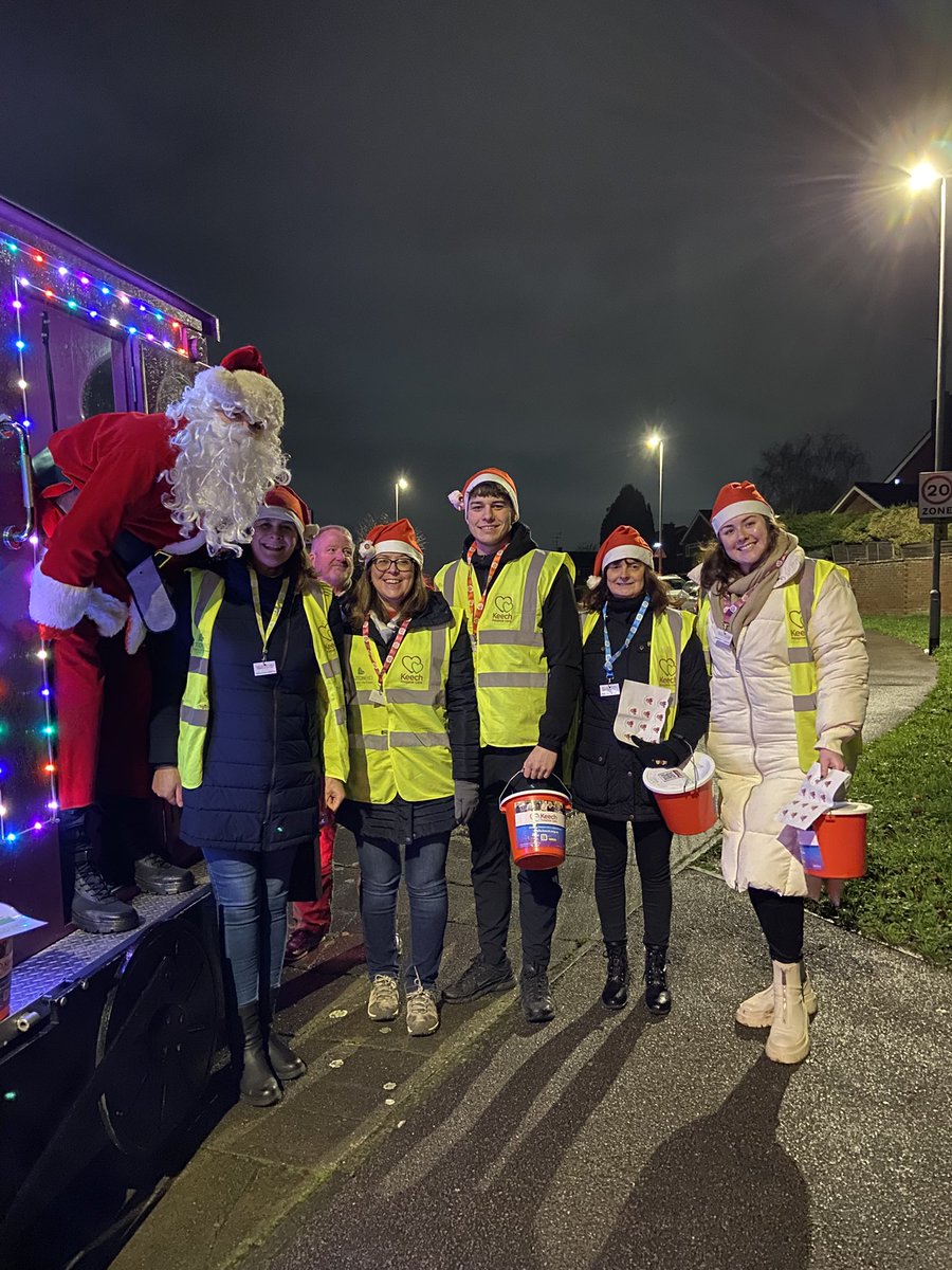 LinseyJSweet's tweet image. If you are going to get out for #whamageddon2024 it may as well be doing something good for @KeechHospice and collecting with #smileysam…@absoluteradio @daveberry_tweet @Sammy_dfusion