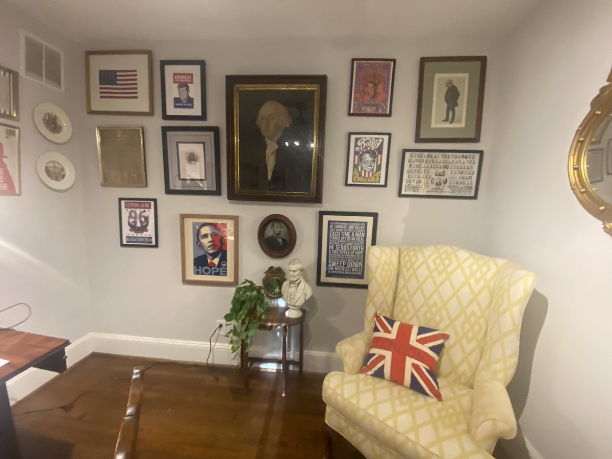 jmurrayva's tweet photo. While much has changed over the past year, I’m very thankful the home office has not… or at least, not yet. 🇺🇸 📜🏡 #FoundingOffice #ExecutiveSuite #ChangesComing #StayTuned https://t.co/kPfSPAMmK1