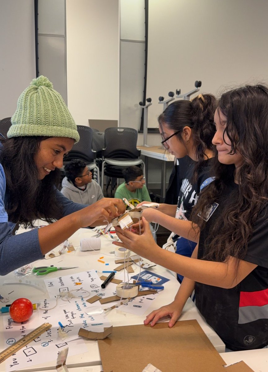 RiceU_STEM's tweet image. Our @NASA @HoustonISD Space Exploration Workshop at @RiceUniversity was a stellar success! Students immersed themselves in the wonders of #planetaryscience, launching stomp rockets, navigating rover relays, and exploring space phenomena. #spacesciences. #STEMEducation